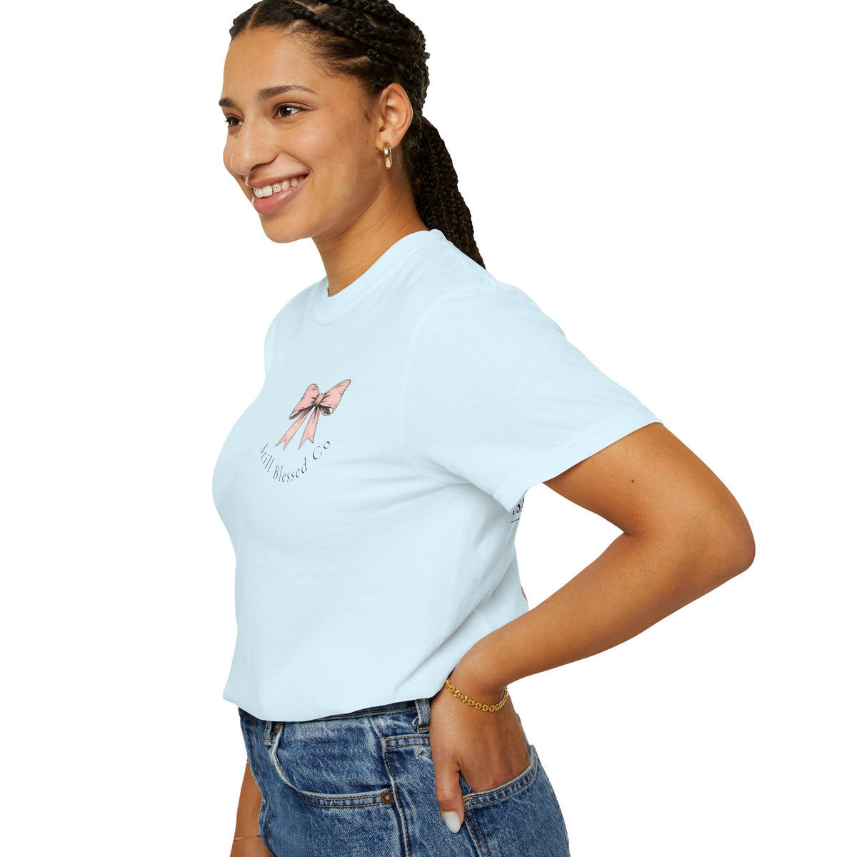 Made to Worship | Psalm 95:1 | Christian Bow T-Shirt | Vintage Faith Graphic Tee for Women